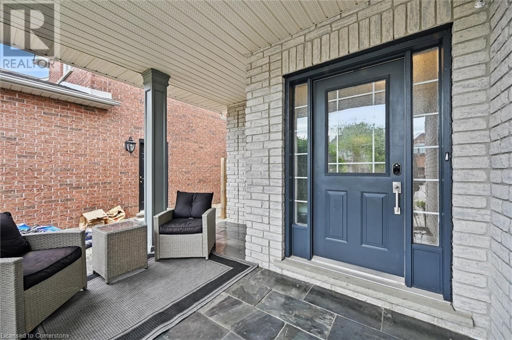 1289 Renfield Drive, Burlington, Ontario  L7M 4Z5 - Photo 5 - 40736242