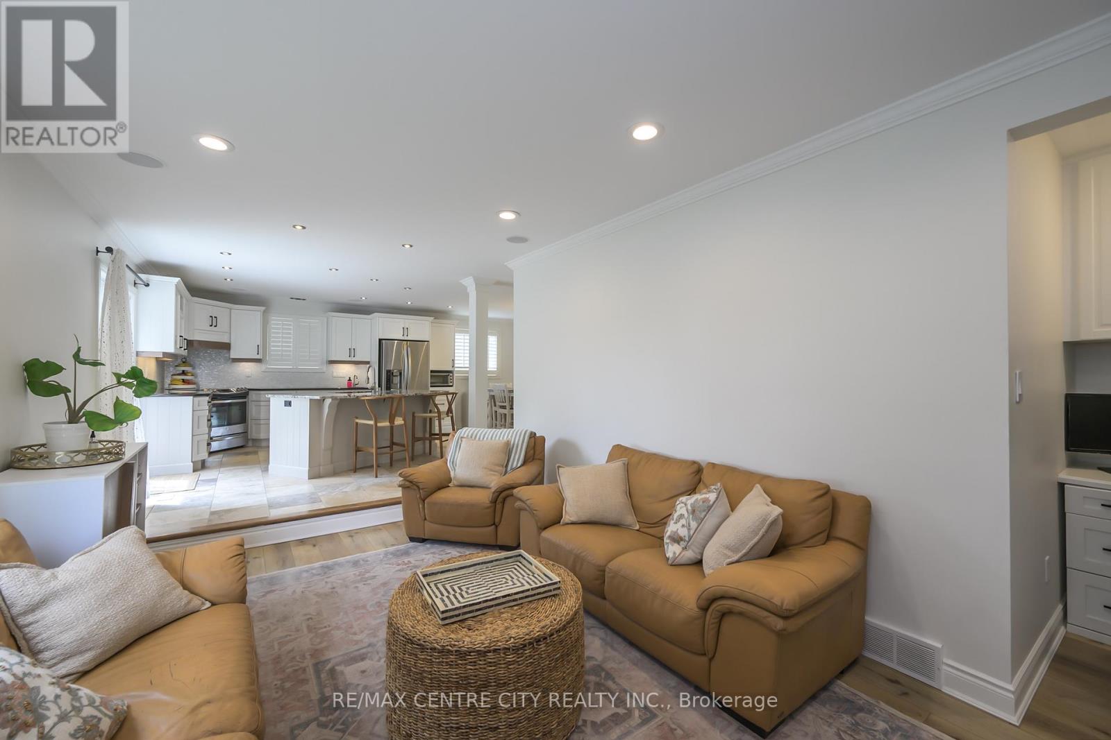 152 Bexhill Close, London South (South Y), Ontario  N6E 3B1 - Photo 23 - X12191163