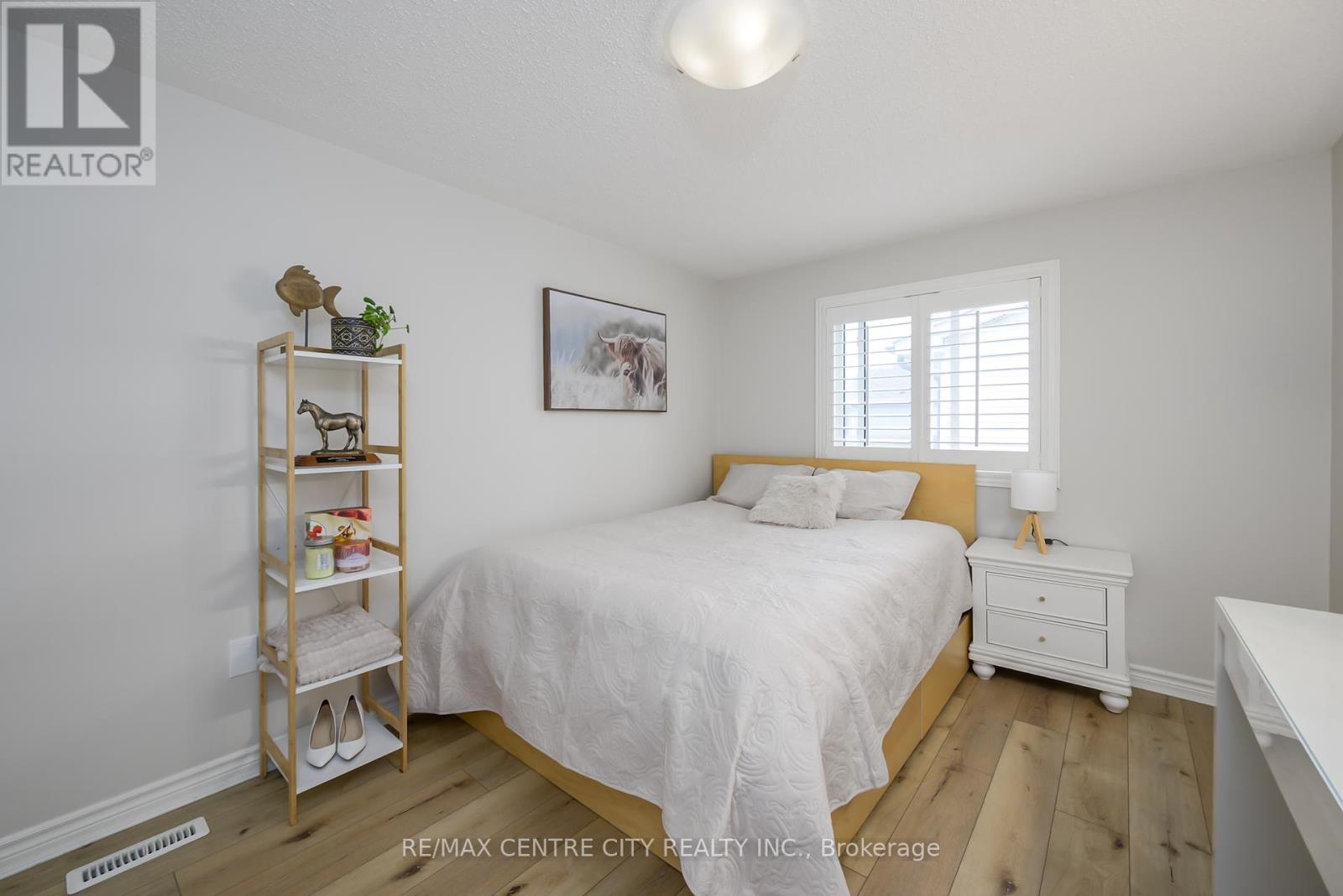 152 Bexhill Close, London South (South Y), Ontario  N6E 3B1 - Photo 33 - X12191163