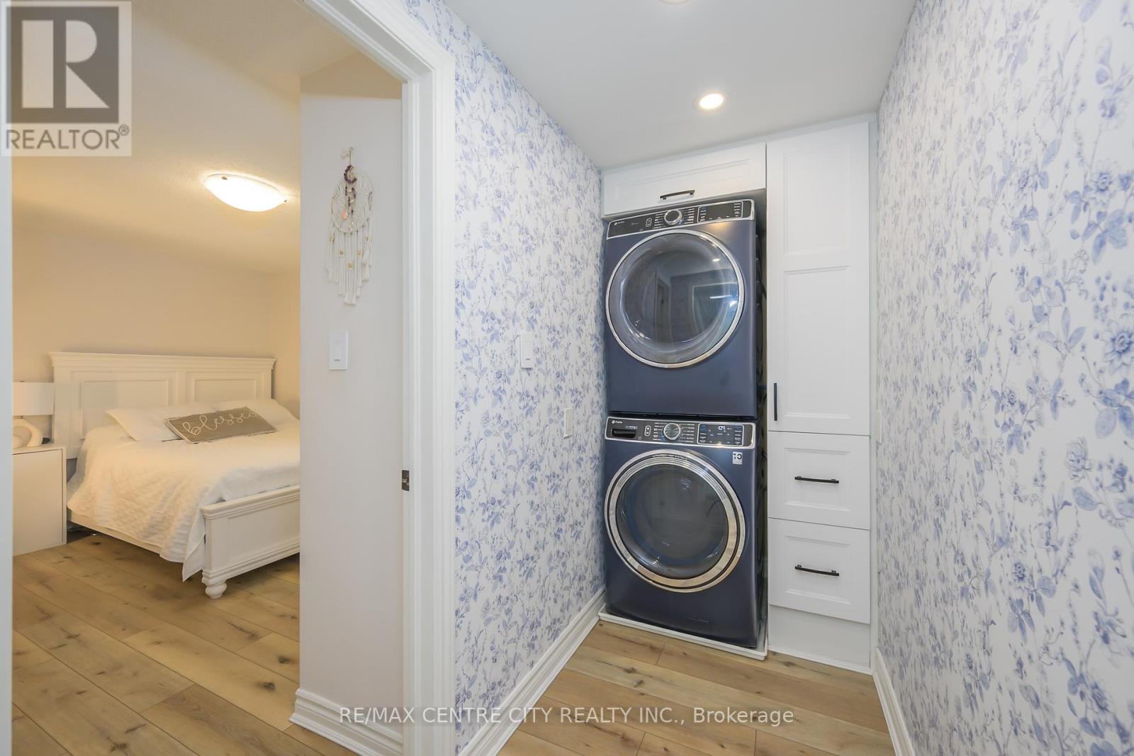 152 Bexhill Close, London South (South Y), Ontario  N6E 3B1 - Photo 35 - X12191163