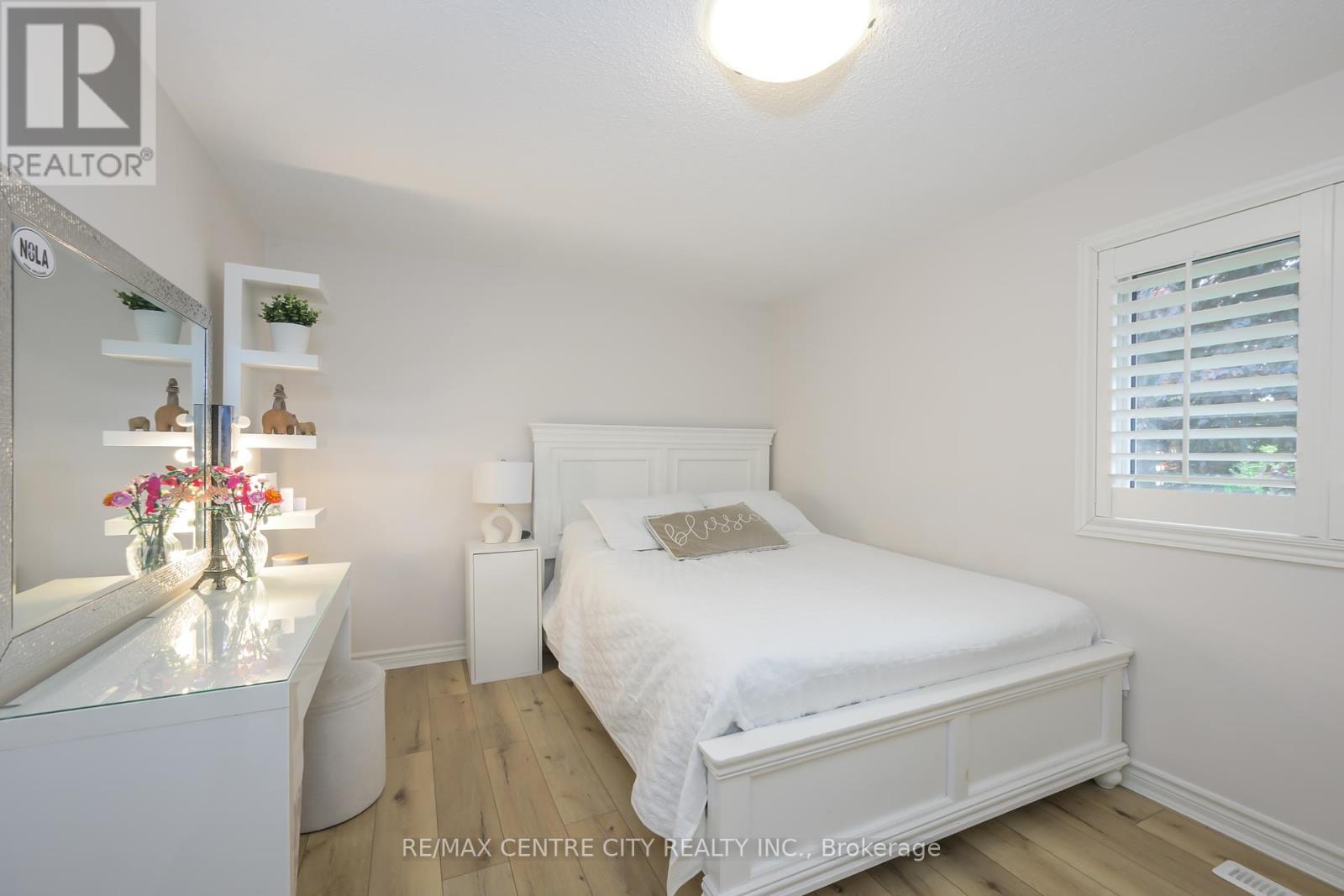 152 Bexhill Close, London South (South Y), Ontario  N6E 3B1 - Photo 36 - X12191163