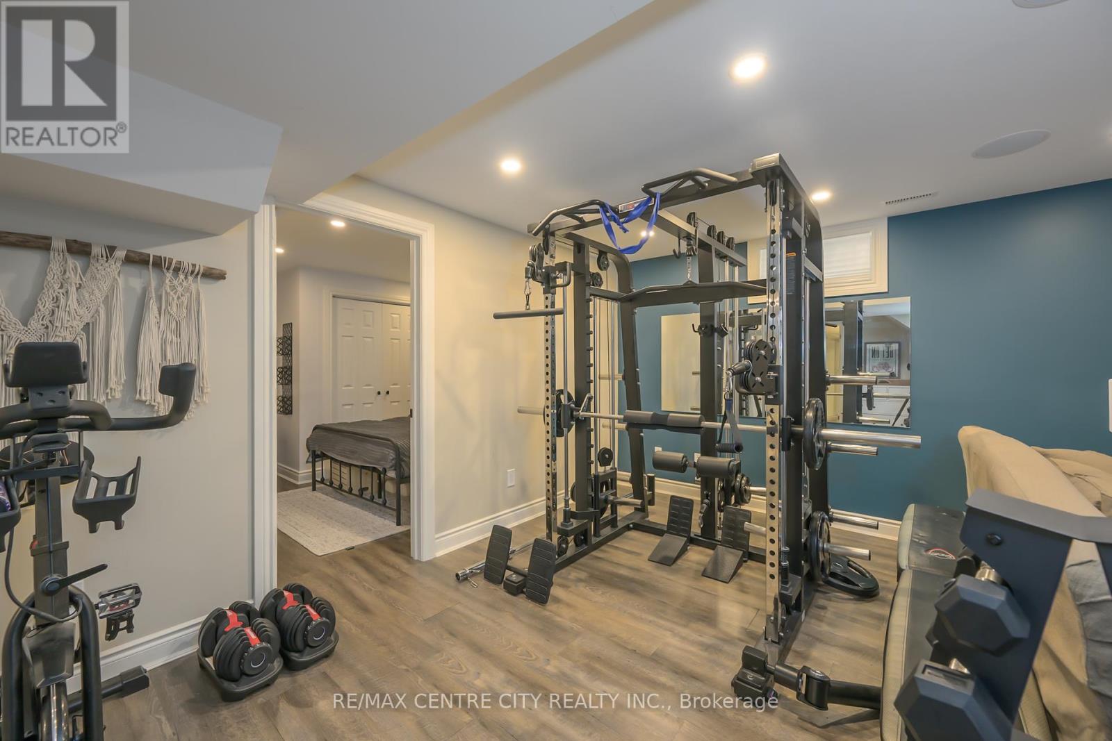 152 Bexhill Close, London South (South Y), Ontario  N6E 3B1 - Photo 42 - X12191163