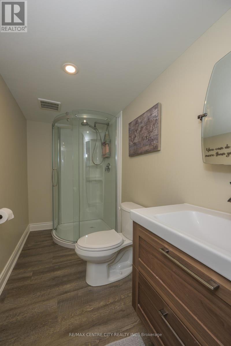 152 Bexhill Close, London South (South Y), Ontario  N6E 3B1 - Photo 46 - X12191163