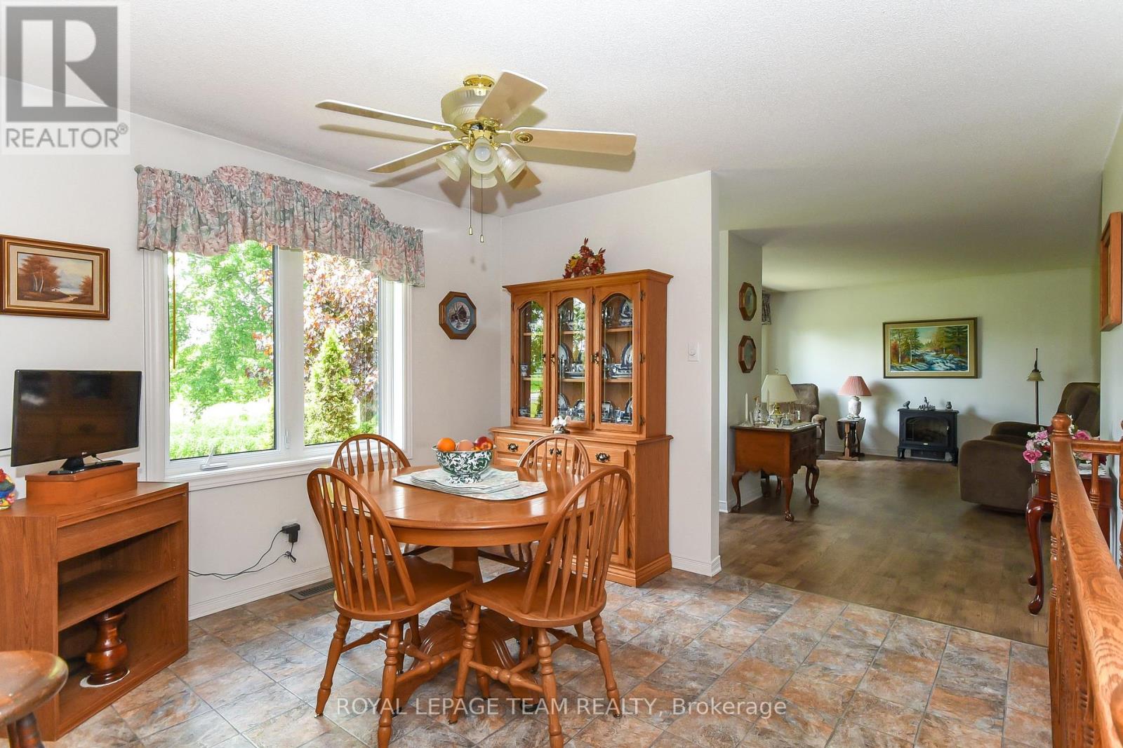 2348 Donald B. Munro Drive, Ottawa, Ontario  K0A 2H0 - Photo 14 - X12191164