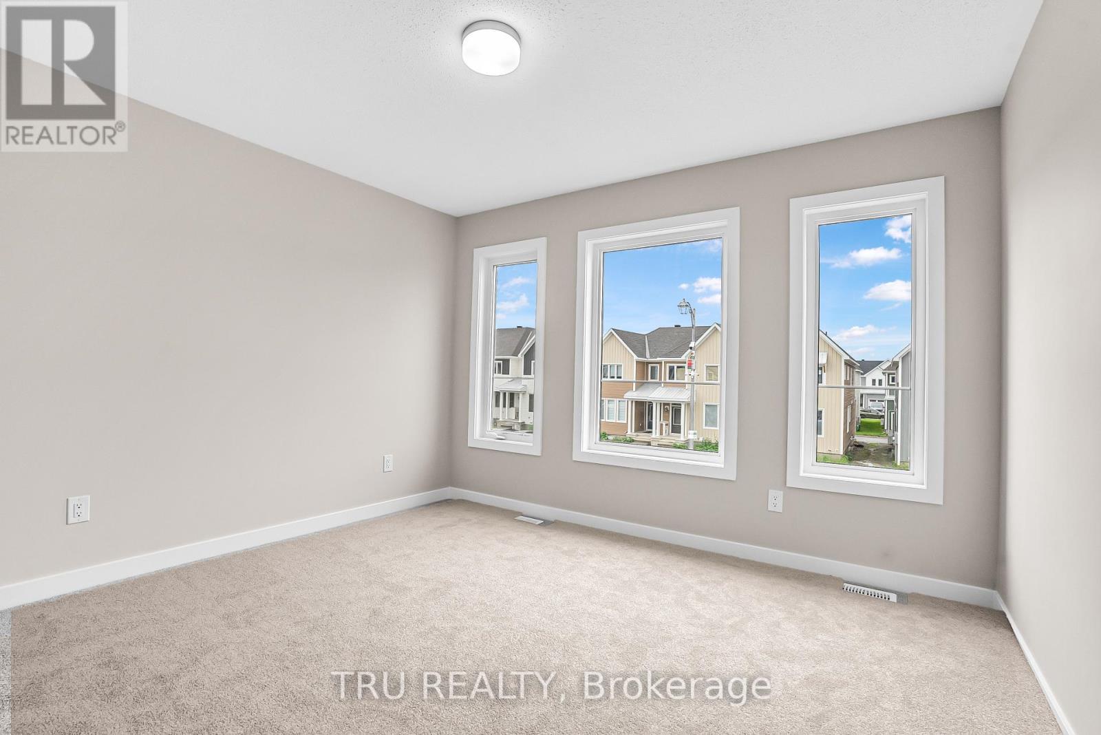 517 Oldenburg Avenue, Ottawa, Ontario  K0A 2Z0 - Photo 14 - X12191177