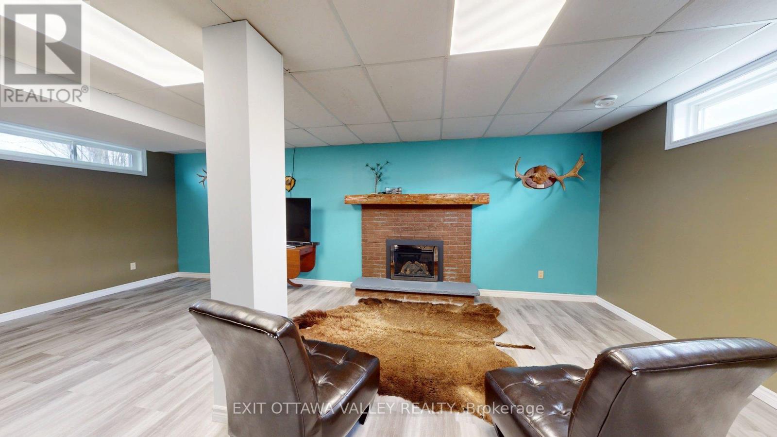 2297 Beachburg Road, Whitewater Region, Ontario  K0J 1C0 - Photo 32 - X12149571