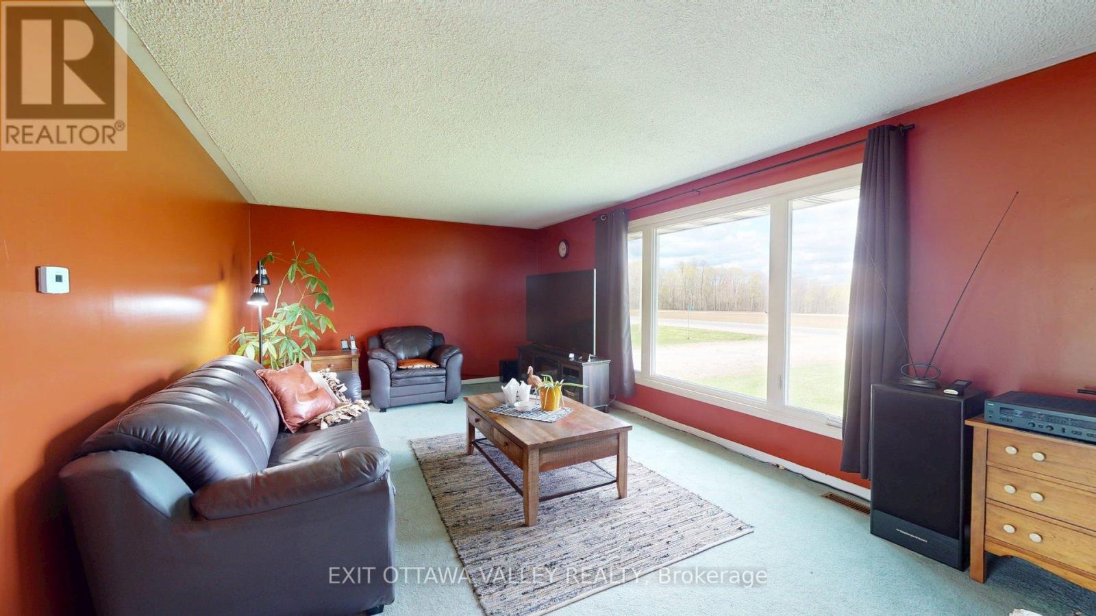 2297 Beachburg Road, Whitewater Region, Ontario  K0J 1C0 - Photo 7 - X12149571