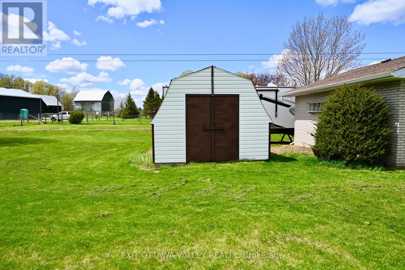 2297 Beachburg Road, Whitewater Region, Ontario  K0J 1C0 - Photo 46 - X12149571