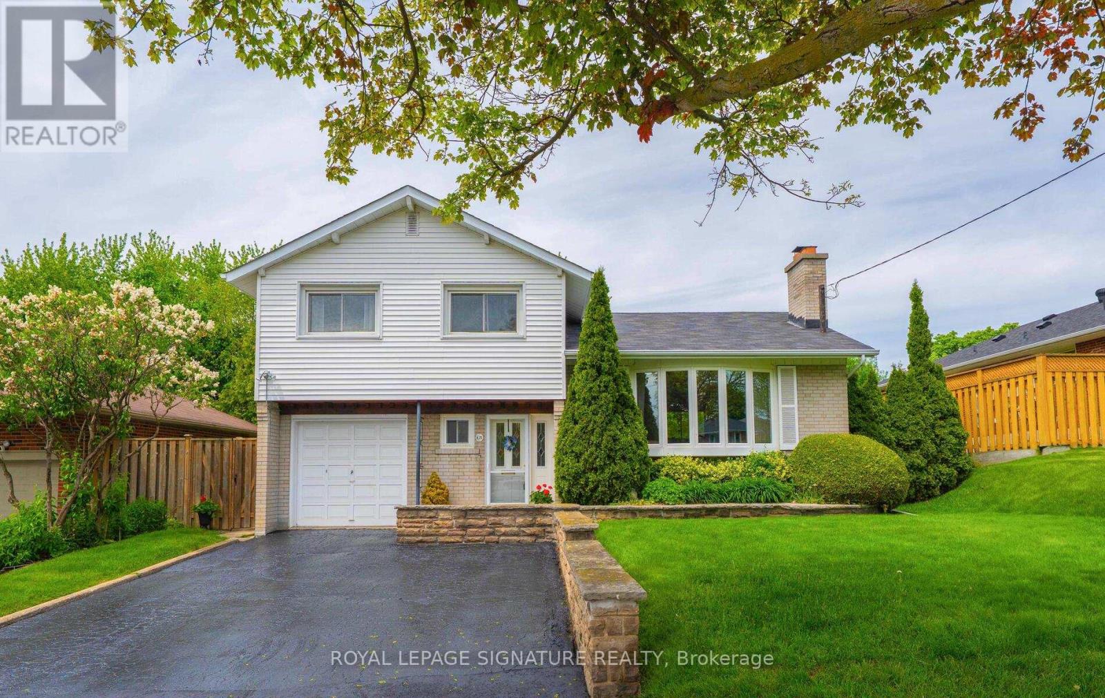 28 SWEENEY DRIVE, toronto (victoria village), Ontario