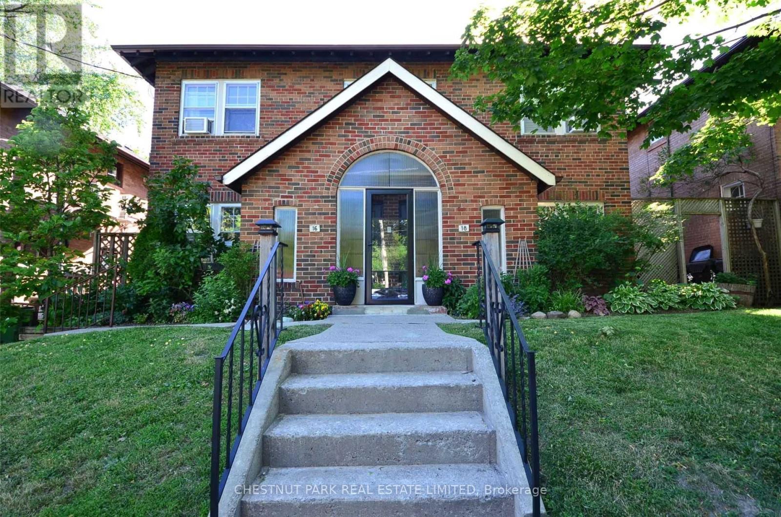 Main - 18 Acacia Road, Toronto, Ontario  M4S 1J6 - Photo 1 - C12191191