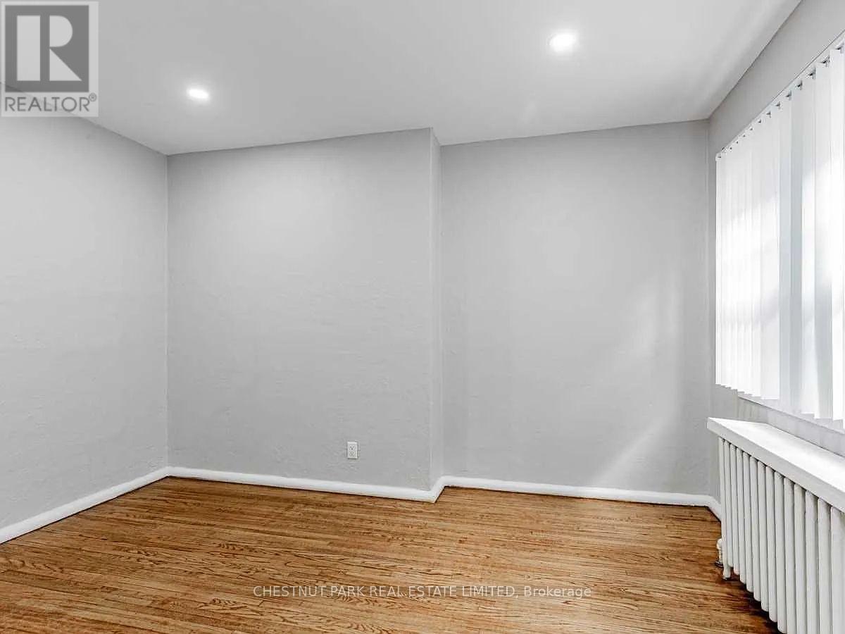 Main - 18 Acacia Road, Toronto, Ontario  M4S 1J6 - Photo 2 - C12191191