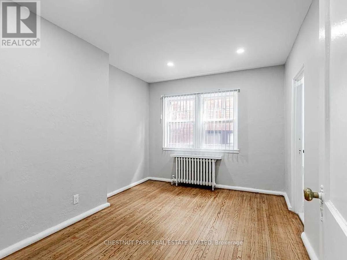 Main - 18 Acacia Road, Toronto, Ontario  M4S 1J6 - Photo 3 - C12191191