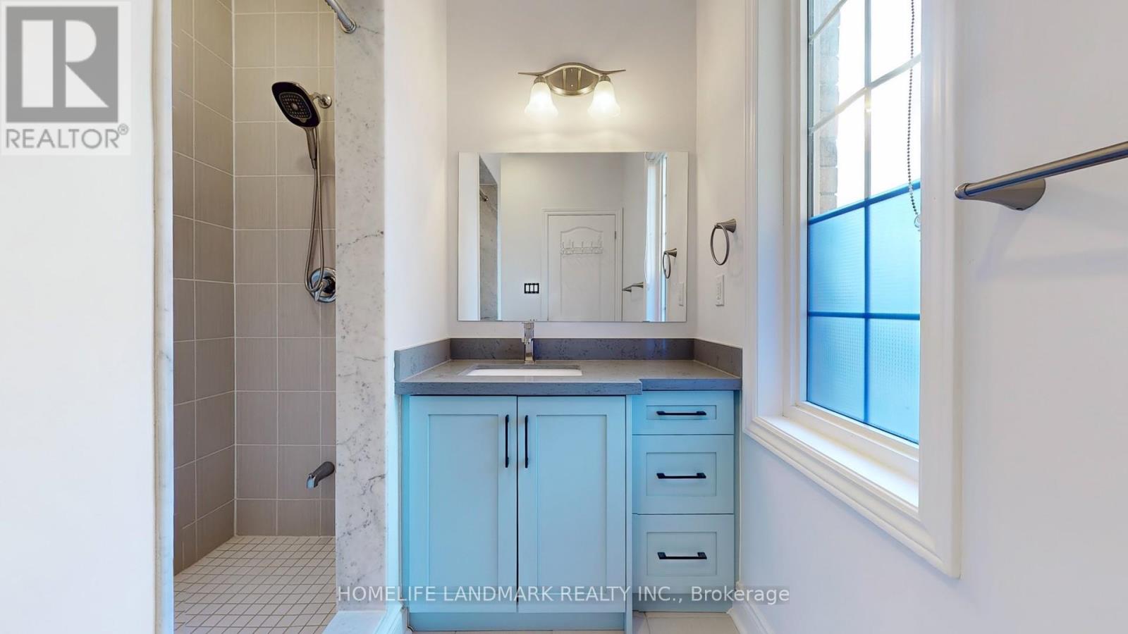1099 Grainger Trail, Newmarket, Ontario  L3X 0G6 - Photo 29 - N12191196