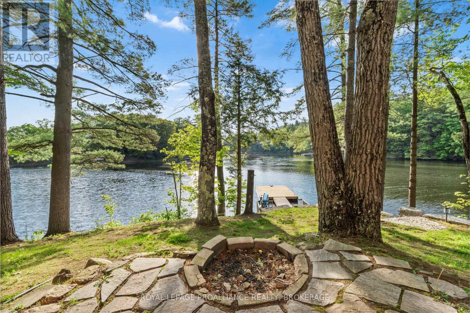 55 Oak Shores Crescent, Frontenac (Frontenac South), Ontario  K0H 2V0 - Photo 3 - X12191213