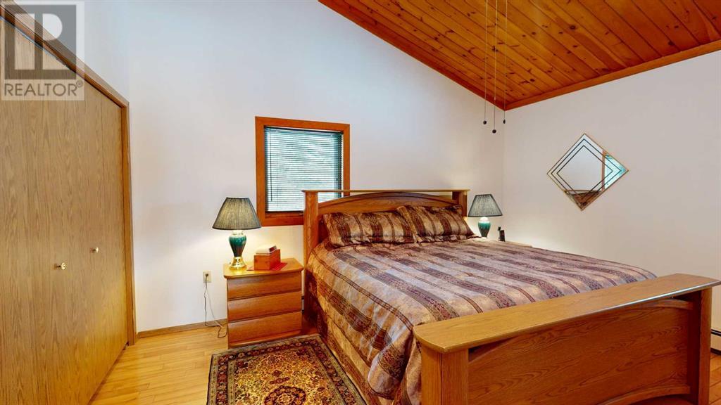 153 & 157 Lakeshore Drive, Lac La Biche, Alberta  T0A 2C2 - Photo 31 - A2113824