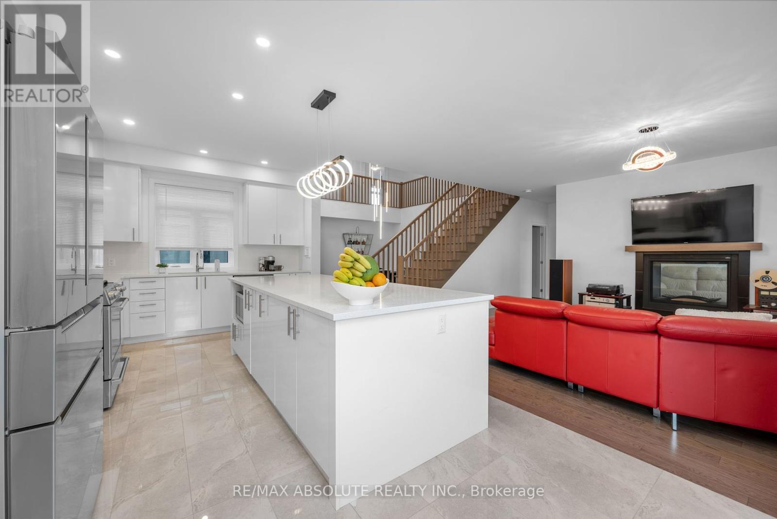 207 Osterley Way, Ottawa, Ontario  K2S 2N6 - Photo 28 - X12191222