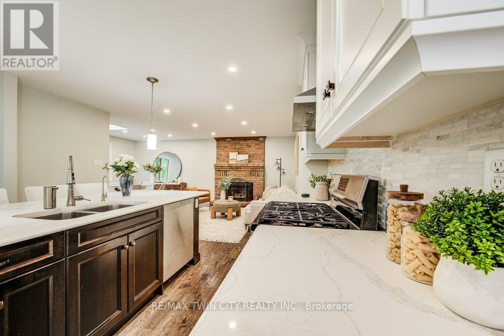 367 Westridge Drive, Waterloo, Ontario  N2L 5Y1 - Photo 17 - X12191165