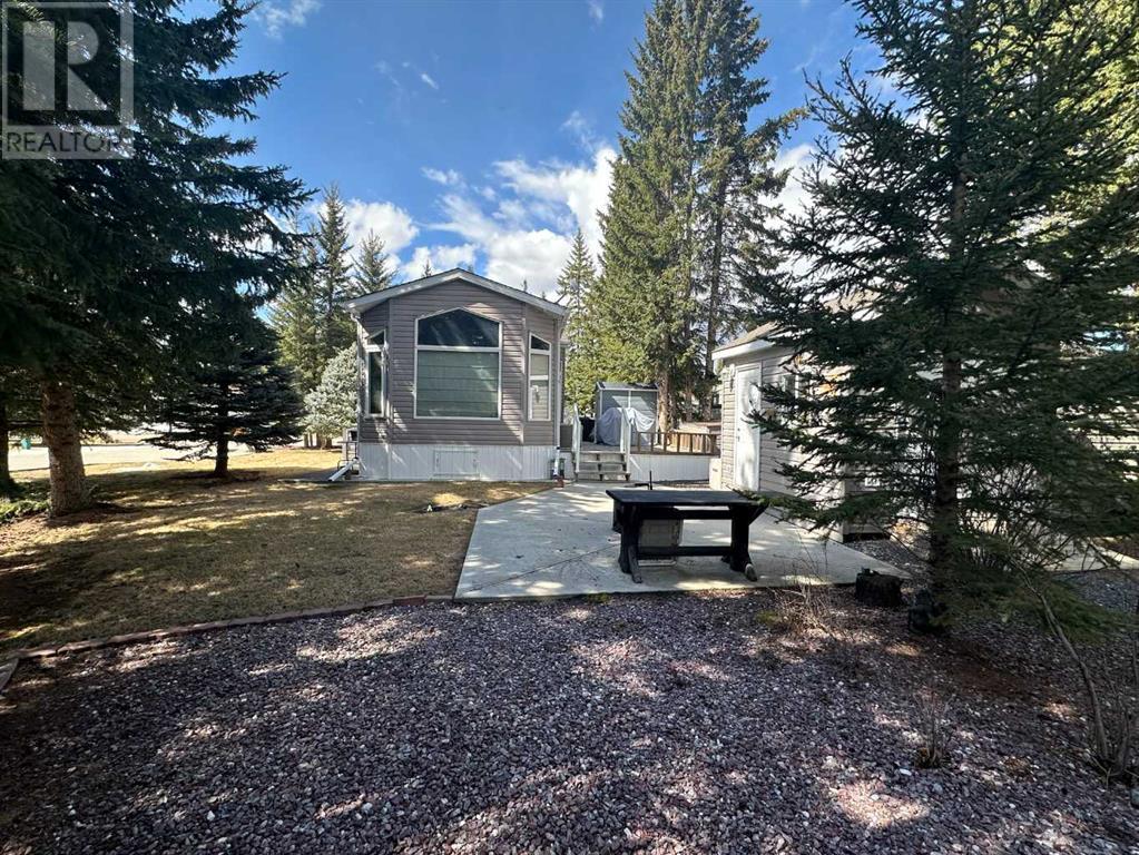 Property at 58 Coyote Creek image 1