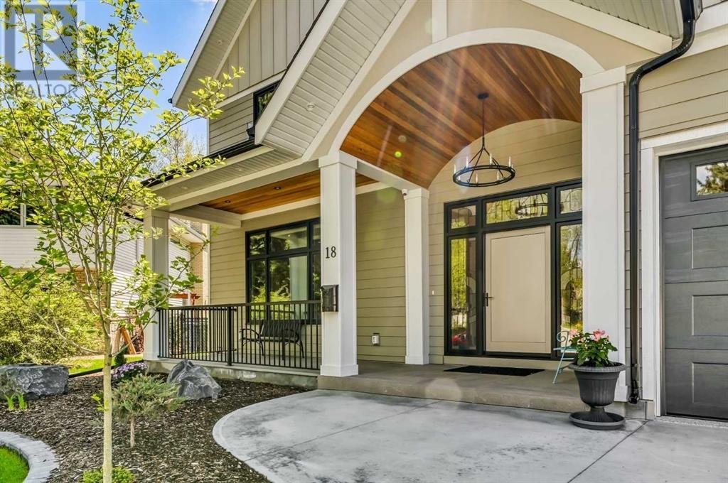 Property at 18 Varsplain Place NW image 4
