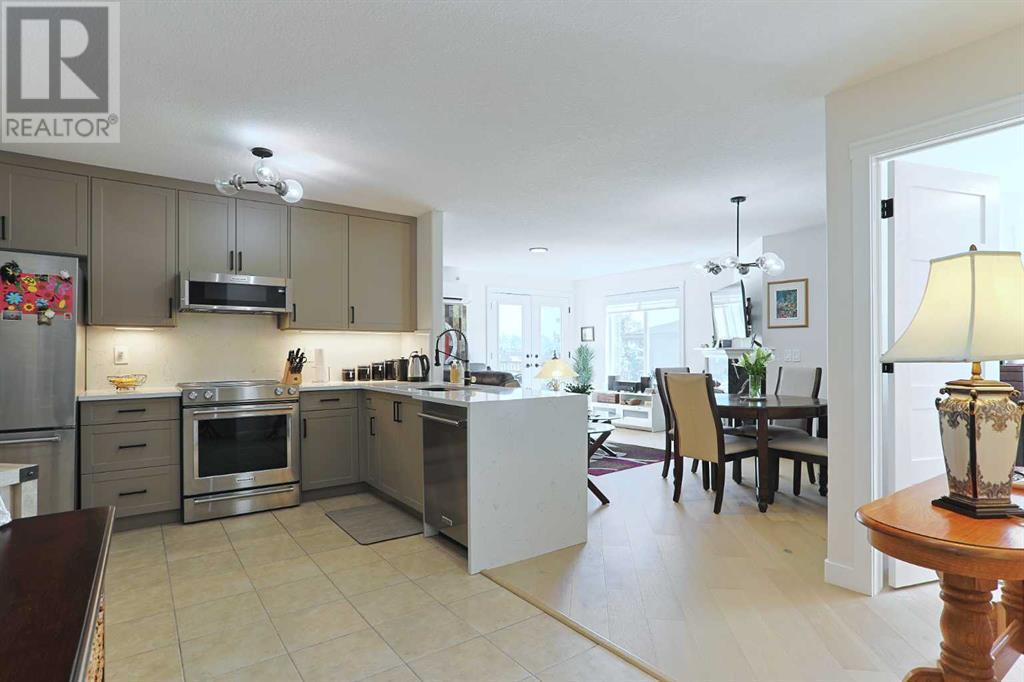 Property at 402, 735 56 Avenue SW image 2