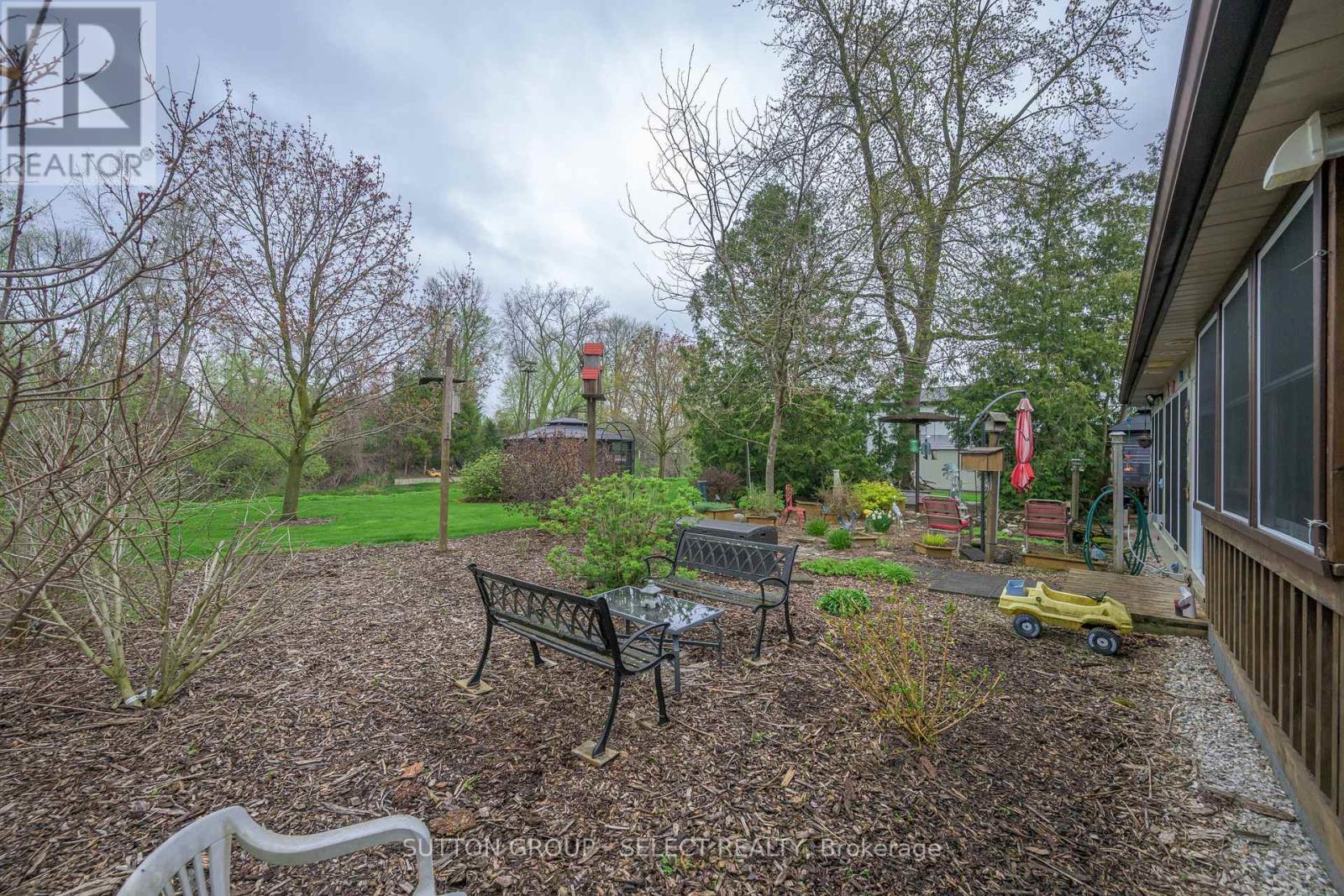 Photo 34 of 50 for 8444 Lazy Lane