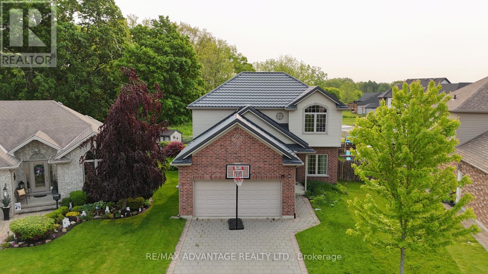 125 DEBORAH DRIVE, Strathroy-Caradoc, Ontario