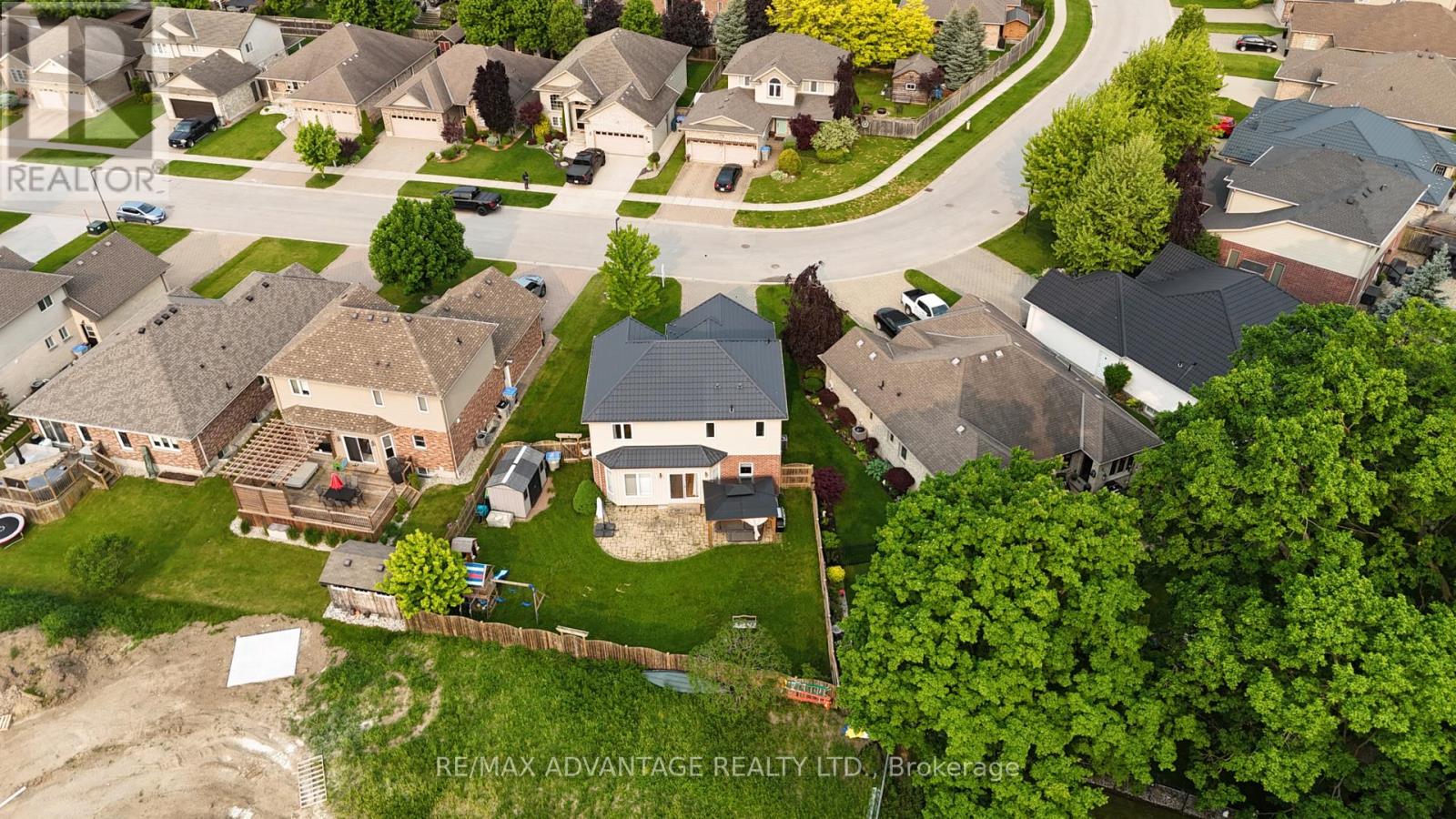 125 Deborah Drive, Strathroy-Caradoc, Ontario  N7G 4E2 - Photo 31 - X12168225