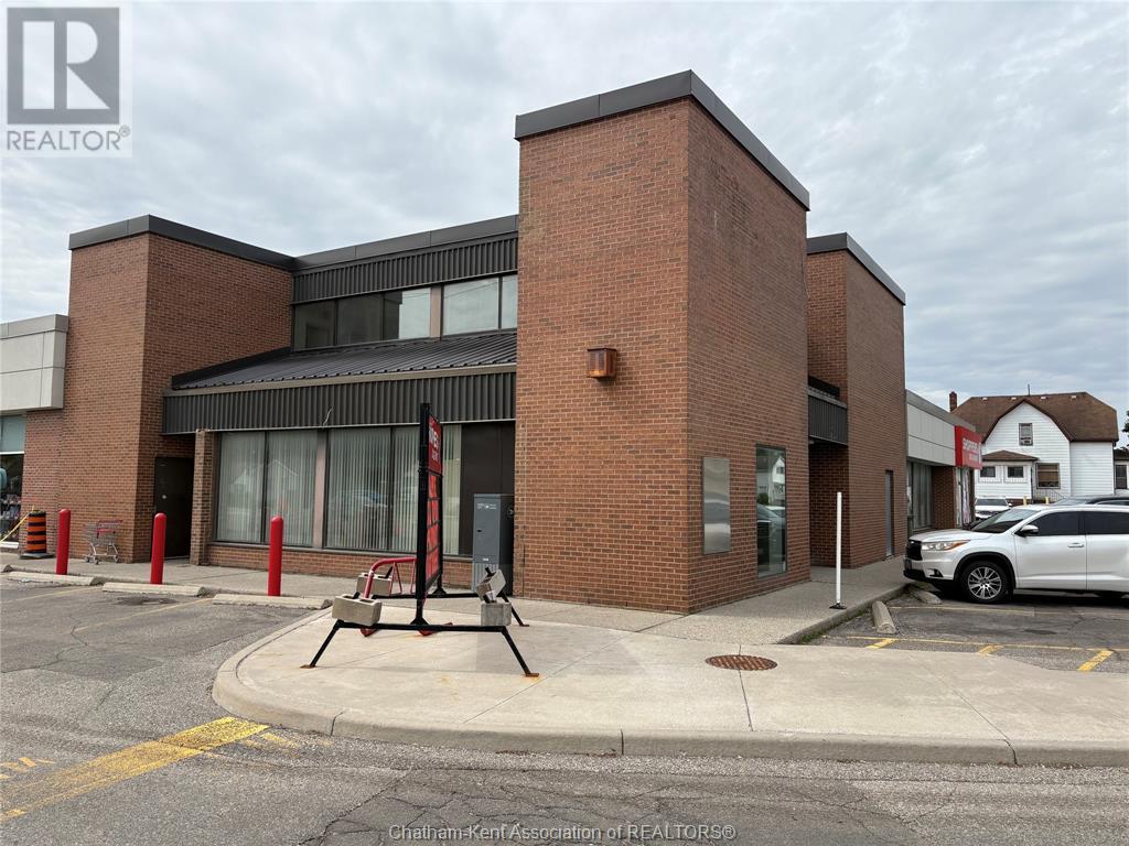 420 QUEEN STREET, Chatham, Ontario