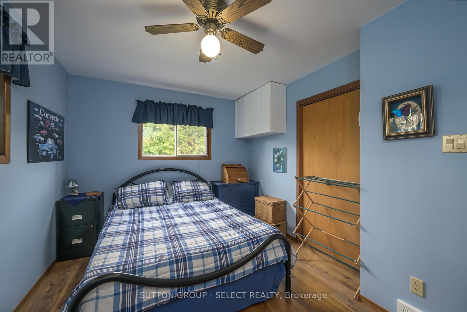 8444 Lazy Lane, Lambton Shores, Ontario  N0M 2N0 - Photo 21 - X12136178