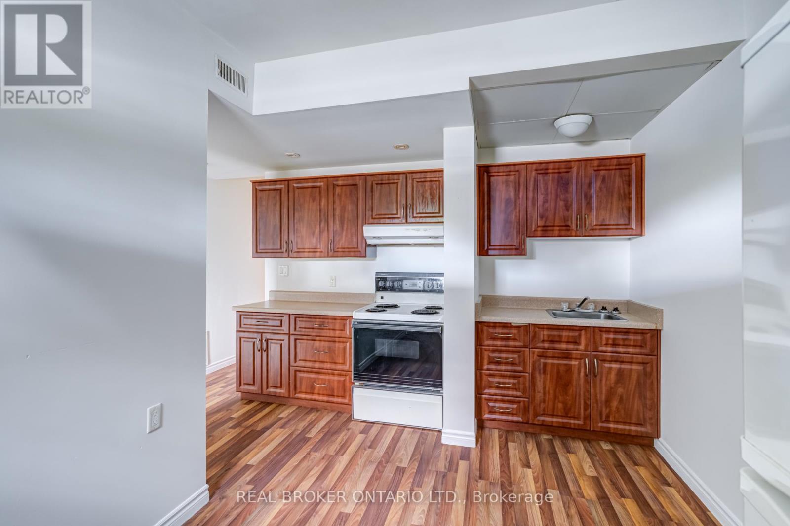 55 Young Street, Hamilton, Ontario  L8N 1V1 - Photo 23 - X12191224