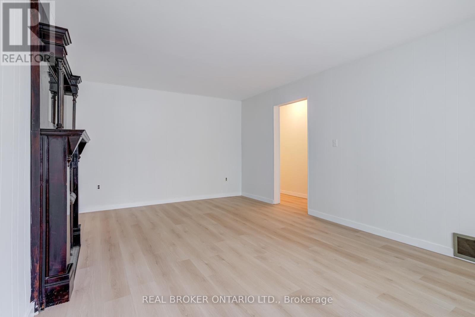 55 Young Street, Hamilton, Ontario  L8N 1V1 - Photo 6 - X12191224