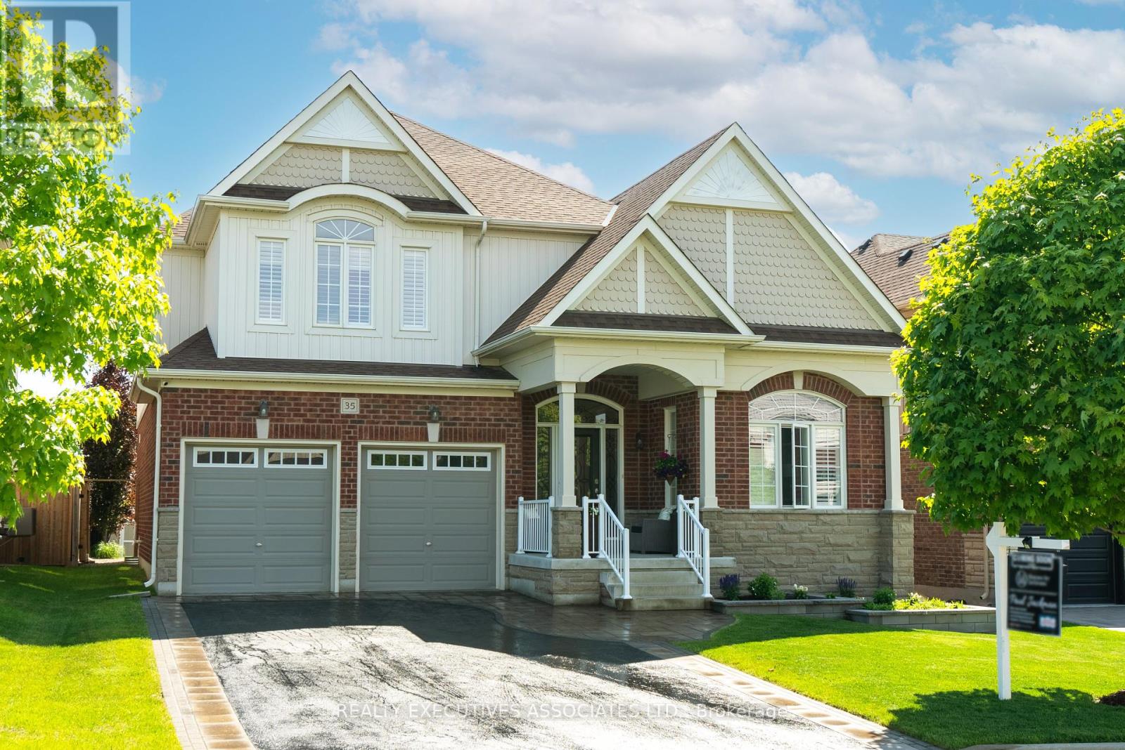 35 GIMBLETT STREET, Clarington, Ontario