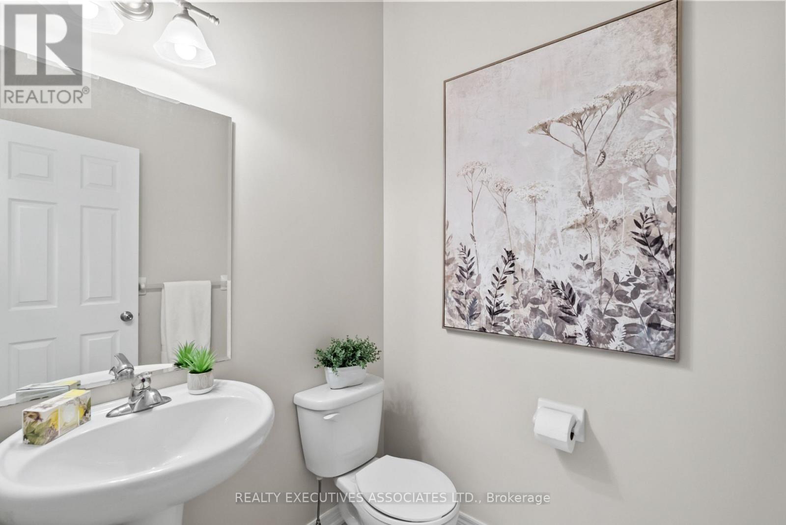 35 Gimblett Street, Clarington, Ontario  L1C 0S3 - Photo 4 - E12189015
