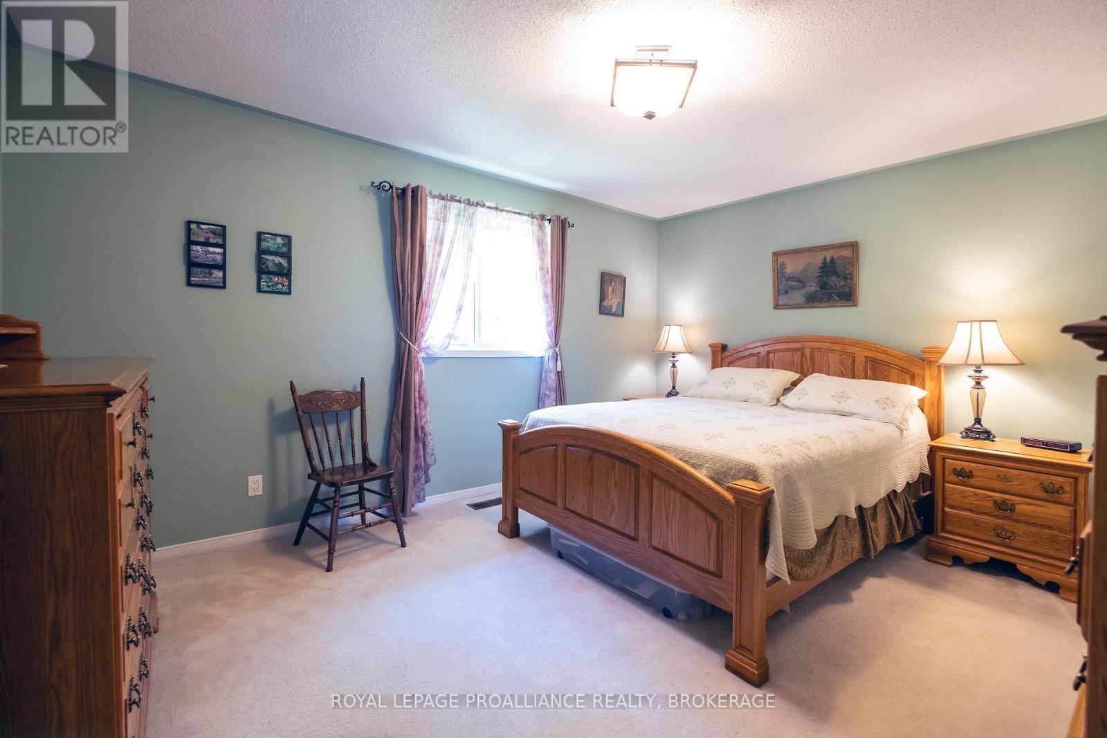 337 Barcovan Beach Road, Quinte West (Murray Ward), Ontario  K0K 1L0 - Photo 22 - X12191281