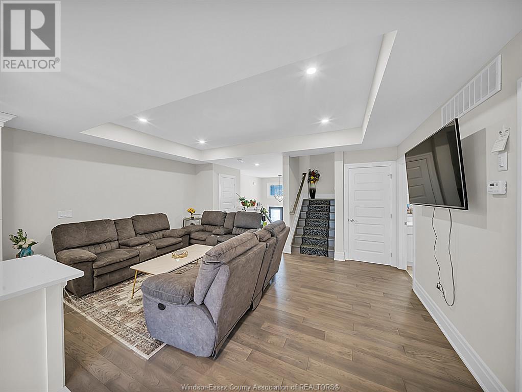 151 Reed Street, Essex, Ontario  N8M 0B3 - Photo 7 - 25013885