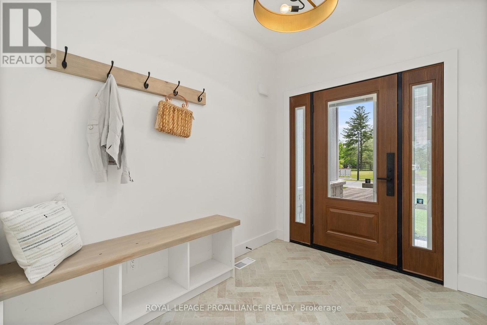 Property at 4 DEERVIEW DRIVE image 5