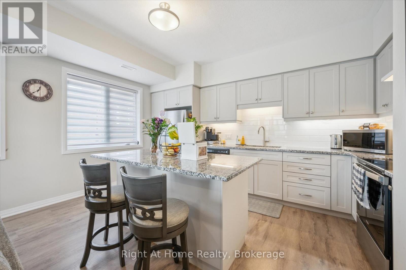 Property at 1586 FISCHER-HALLMAN ROAD image 4