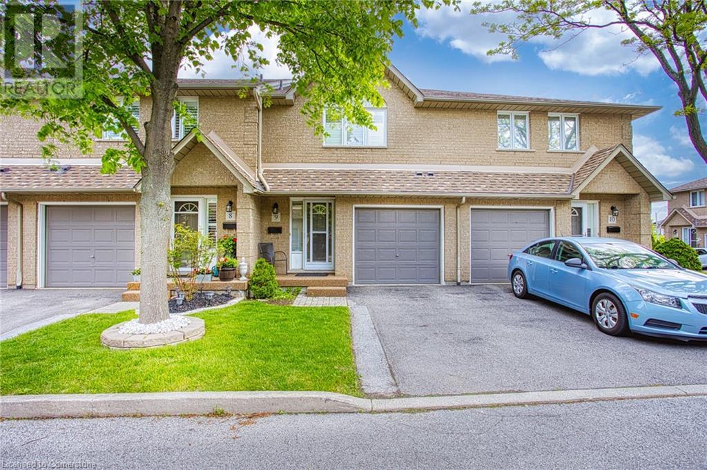 Property at 100 VINEBERG Drive Unit# 9 image 2