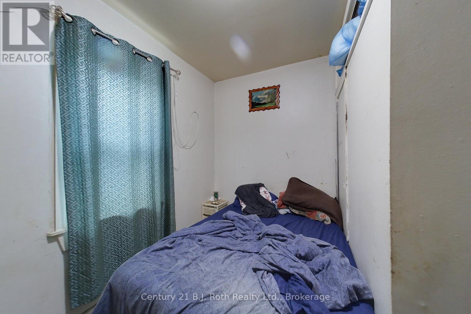44 Barrie Road, Orillia, Ontario  L3V 2P7 - Photo 19 - S12191294