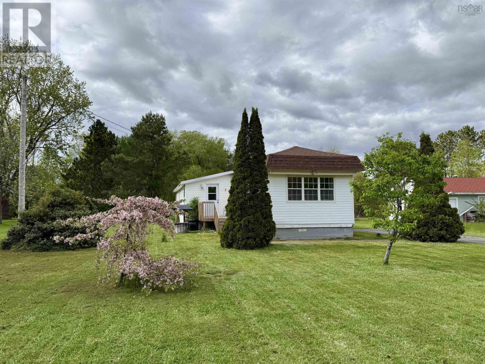 2212 Old Mill Road, Wilmot, Nova Scotia  B0P 1W0 - Photo 2 - 202512079
