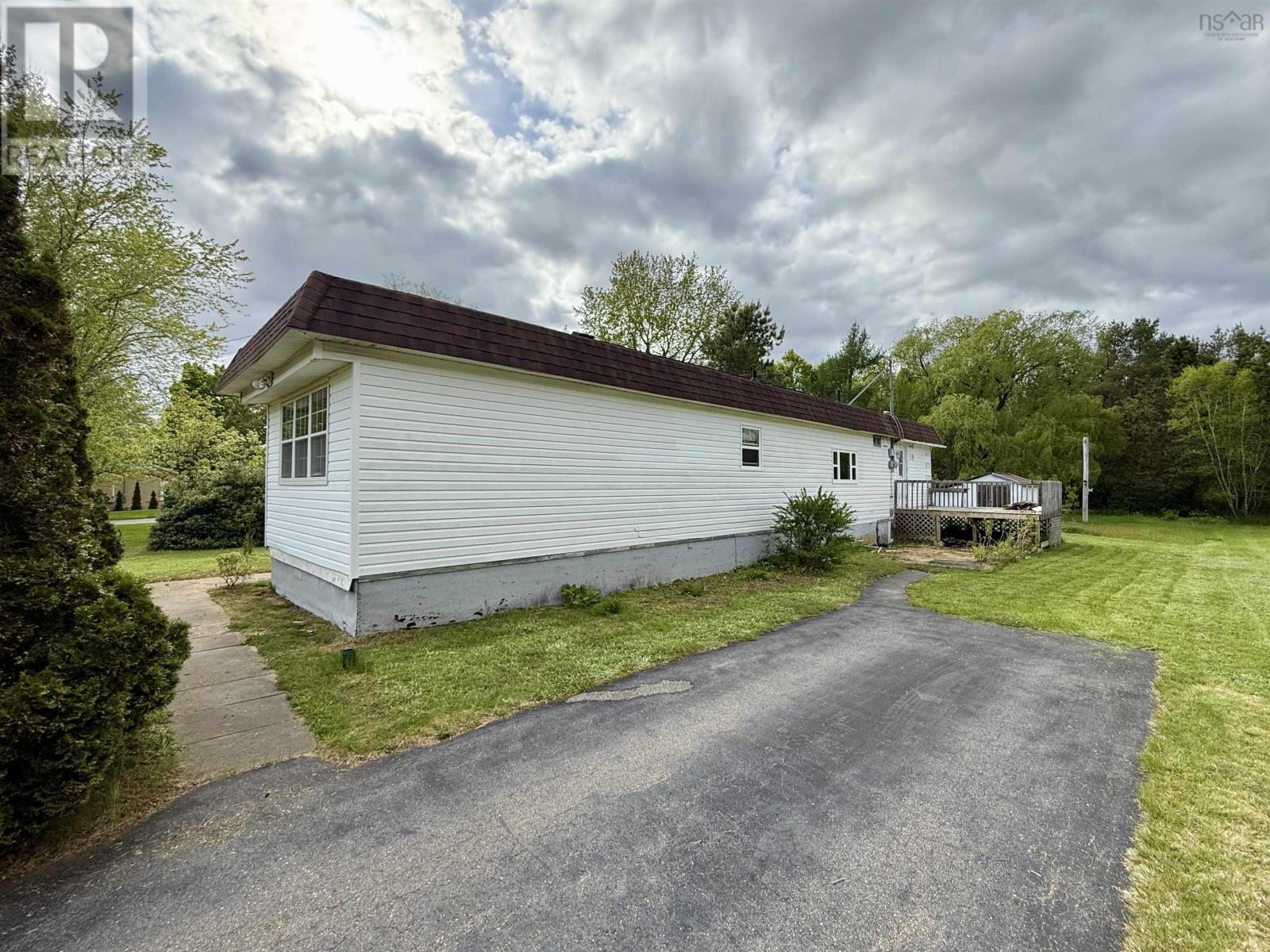 2212 Old Mill Road, Wilmot, Nova Scotia  B0P 1W0 - Photo 4 - 202512079