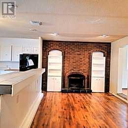 Property at 2039 37 Avenue SW image 3