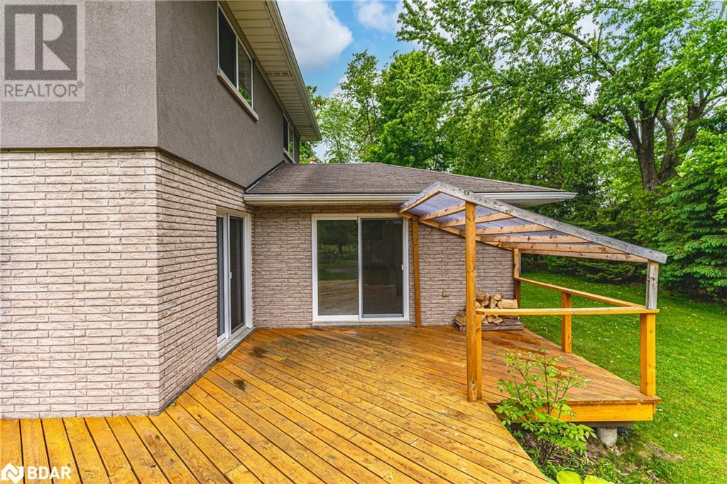 5853 Yonge Street, Innisfil, Ontario  L0L 1K0 - Photo 17 - 40736659