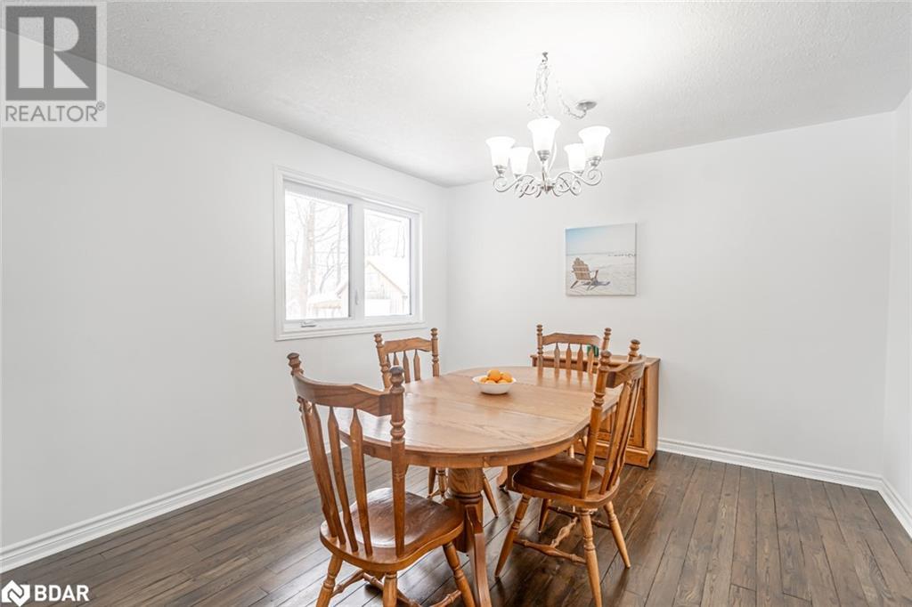 5853 Yonge Street, Innisfil, Ontario  L0L 1K0 - Photo 6 - 40736659