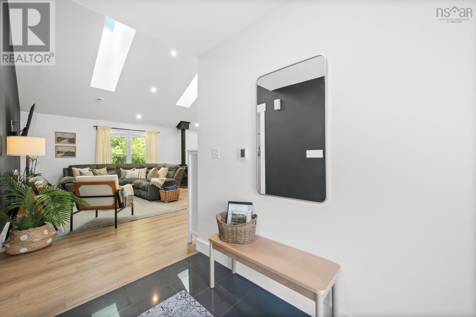 Property at 98 Durno Drive image 5