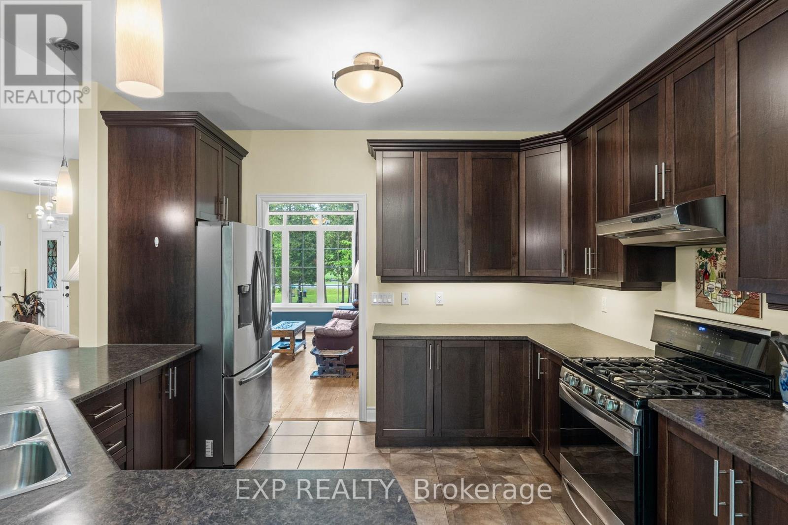 213 Justin Drive, Beckwith, Ontario  K7C 0C4 - Photo 13 - X12191306