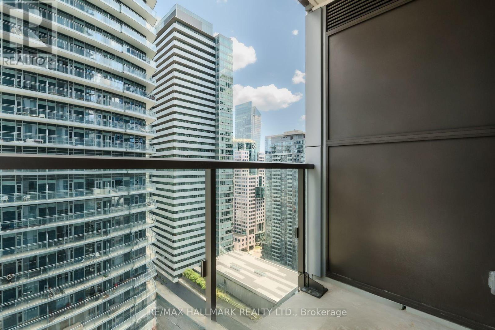 4005 - 8 Widmer Street, Toronto, Ontario  M5V 2E7 - Photo 19 - C12191299