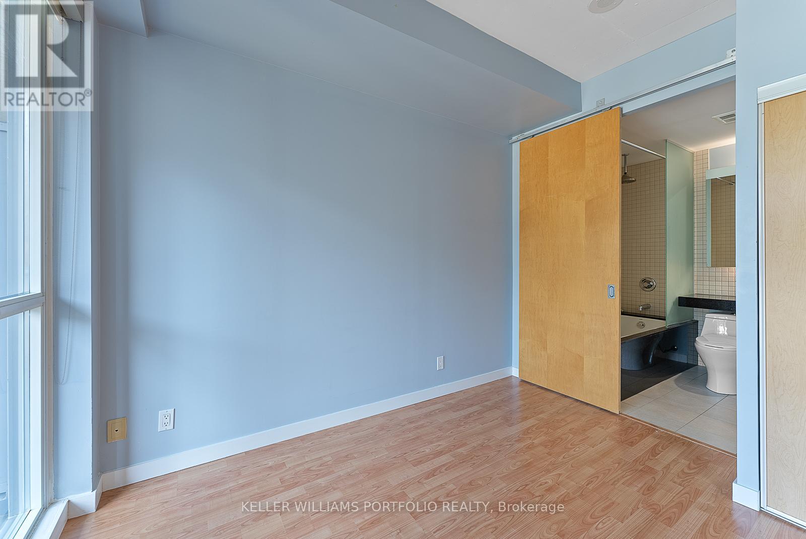 606 - 1 Shaw Street, Toronto, Ontario  M6K 0A1 - Photo 15 - C12179182