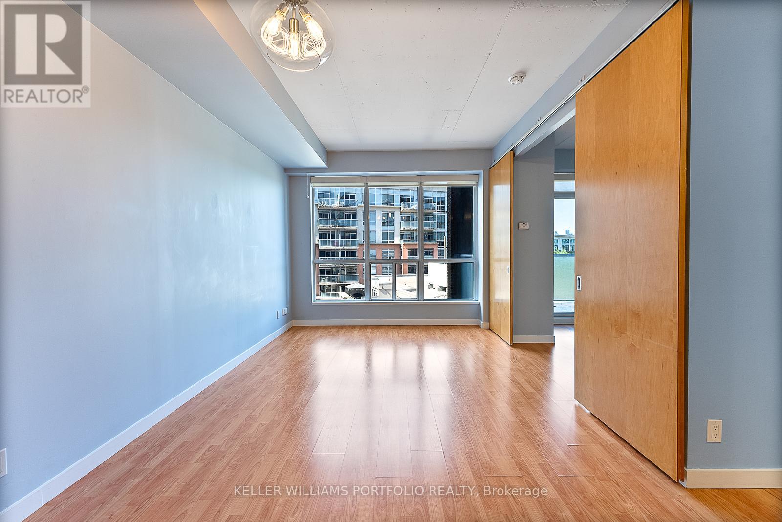 606 - 1 Shaw Street, Toronto, Ontario  M6K 0A1 - Photo 9 - C12179182
