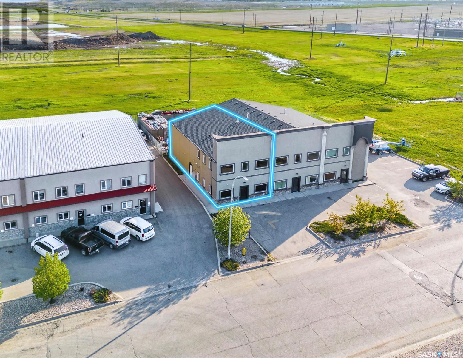 2124 TURVEY ROAD E, Regina, Saskatchewan